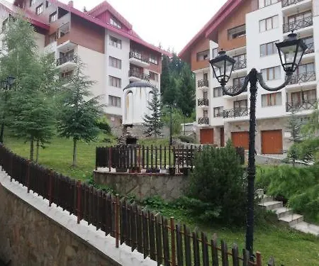 Aparthotel Lucky Pamporovo Apartment Hotel #80 Pamporovo